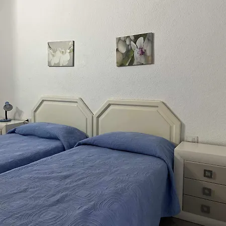 San Marino Cristianos Marcus Management Los Cristianos (Tenerife)