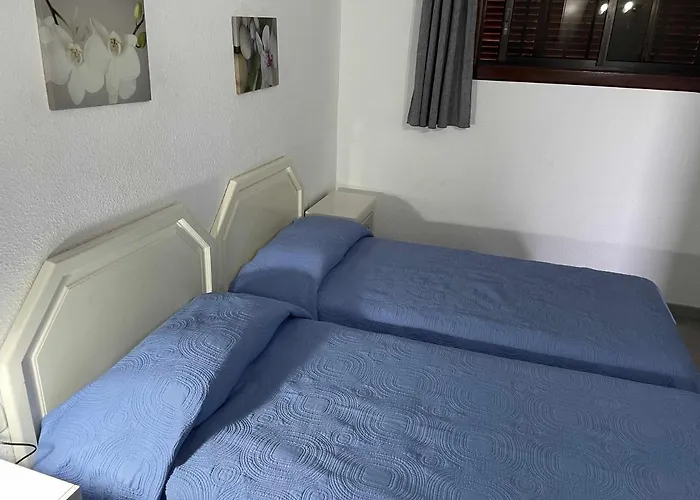 San Marino Cristianos Marcus Management * Los Cristianos (Tenerife)